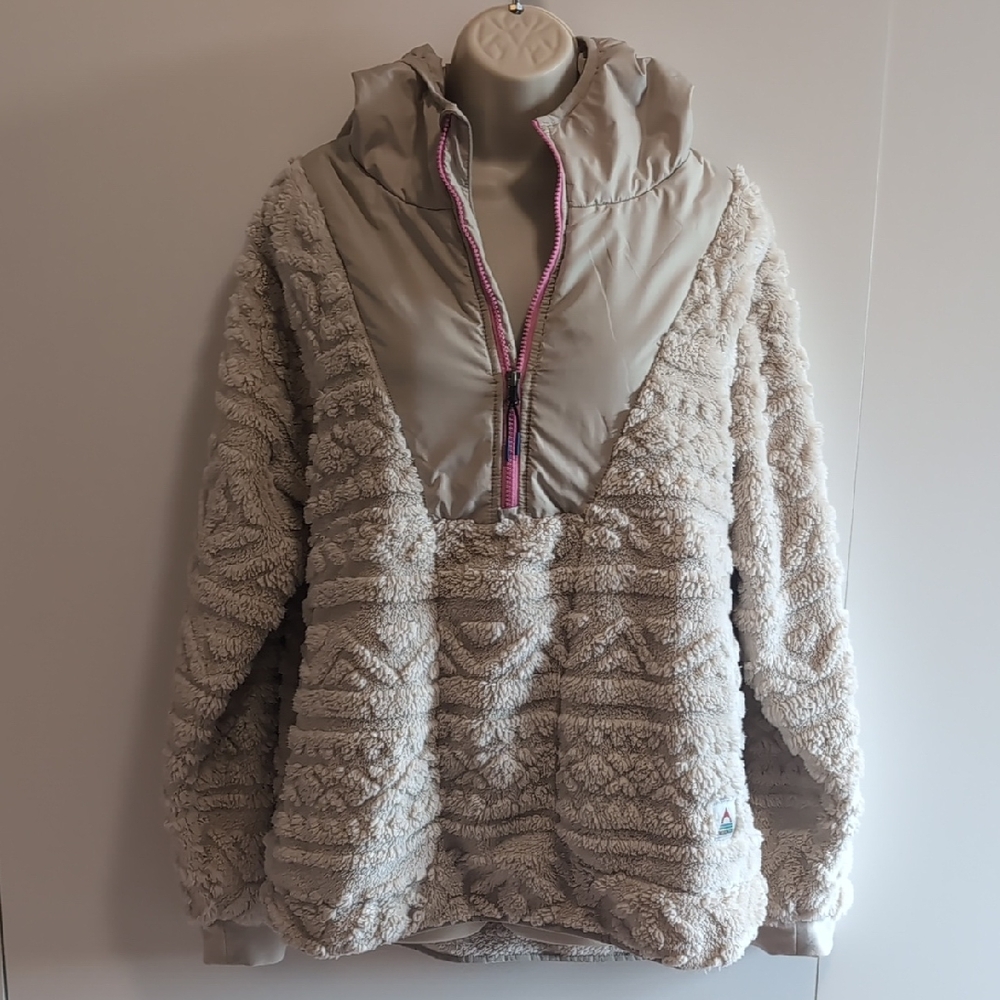 Cozy Beige Teddy Jacket with Pink Accents